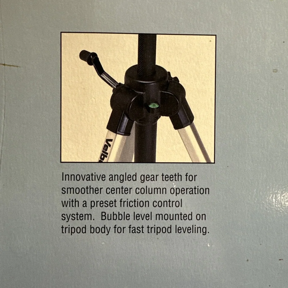 Velbon S-4000 Deluxe Tripod w/1/4
